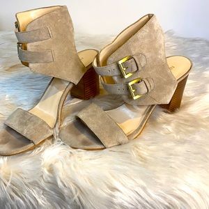 Nine West tan leather upper sandals ankle straps block heel